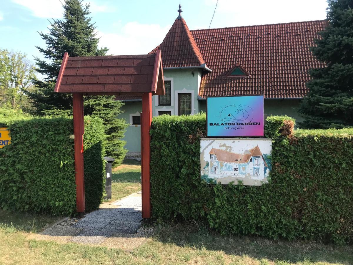 Апартаменты Balaton Garden Балатондьёрёк Экстерьер фото